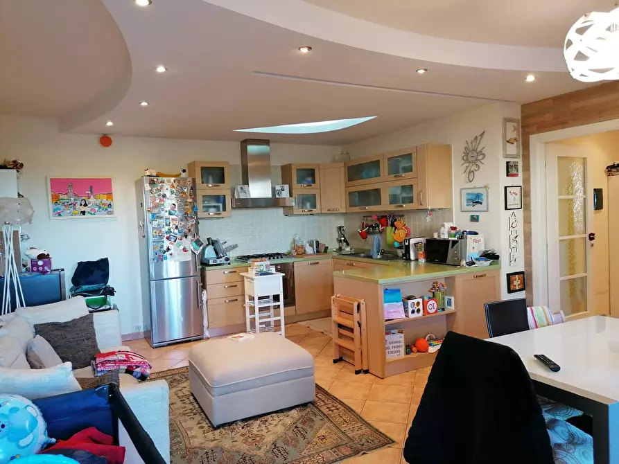 Immagine 2 di Appartamento in vendita  in Bellocchi a Fano