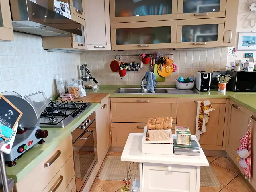 Immagine 7 di Appartamento in vendita  in Bellocchi a Fano