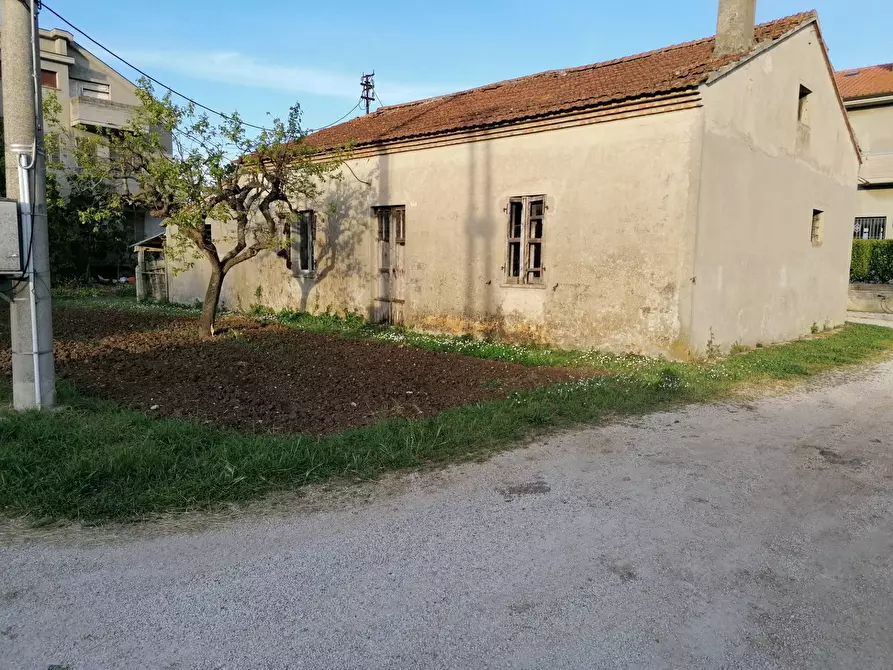 Immagine 5 di Rustico / casale in vendita  in Play Time a Fano