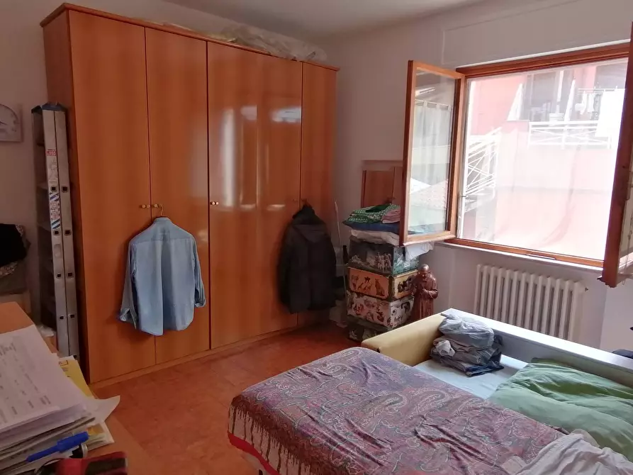 Immagine 10 di Appartamento in vendita  in S.Orso a Fano