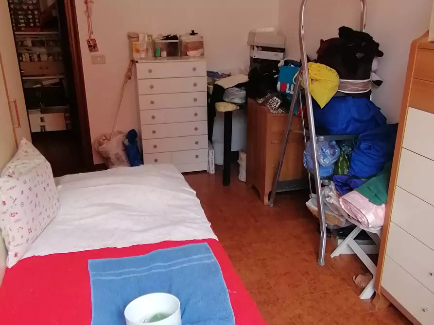 Immagine 12 di Appartamento in vendita  in S.Orso a Fano