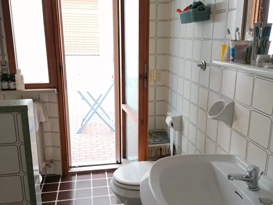 Immagine 14 di Appartamento in vendita  in S.Orso a Fano