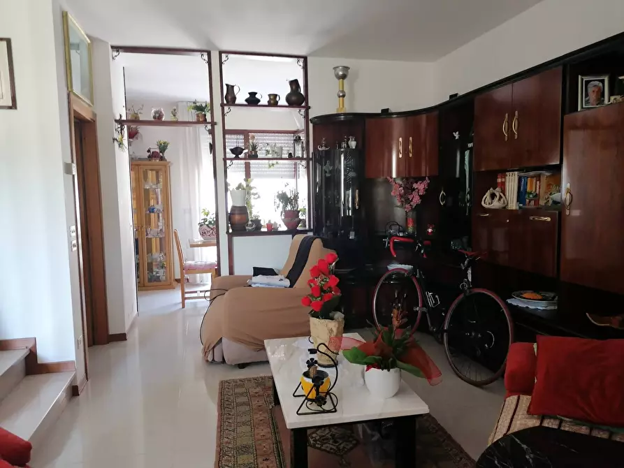 Immagine 4 di Villetta a schiera in vendita  in Rosciano a Fano