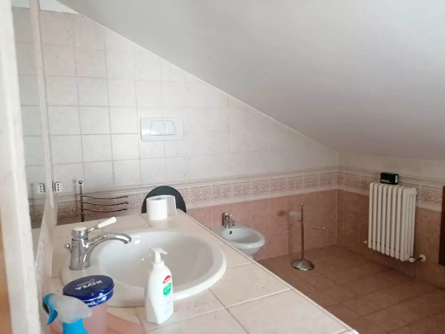 Immagine 20 di Villetta a schiera in vendita  in Rosciano a Fano