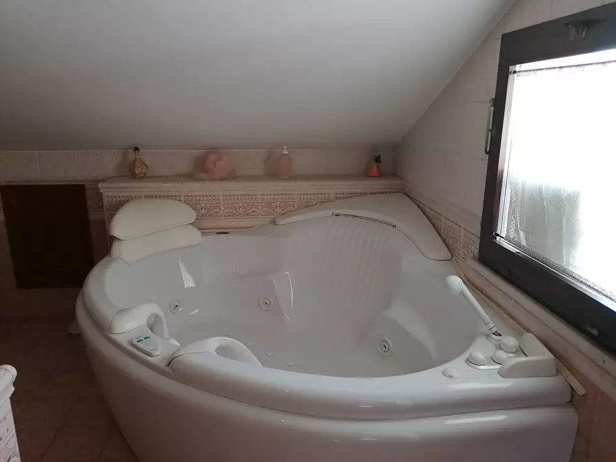 Immagine 22 di Villetta a schiera in vendita  in Rosciano a Fano