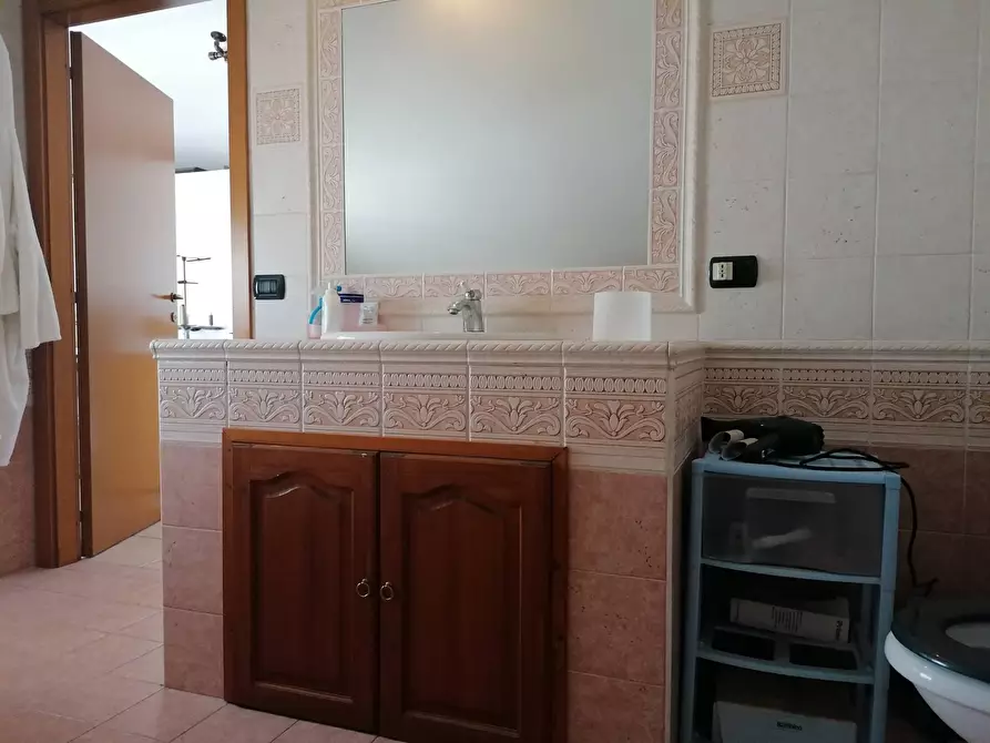 Immagine 23 di Villetta a schiera in vendita  in Rosciano a Fano