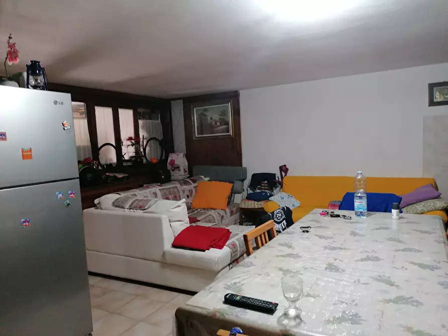 Immagine 25 di Villetta a schiera in vendita  in Rosciano a Fano