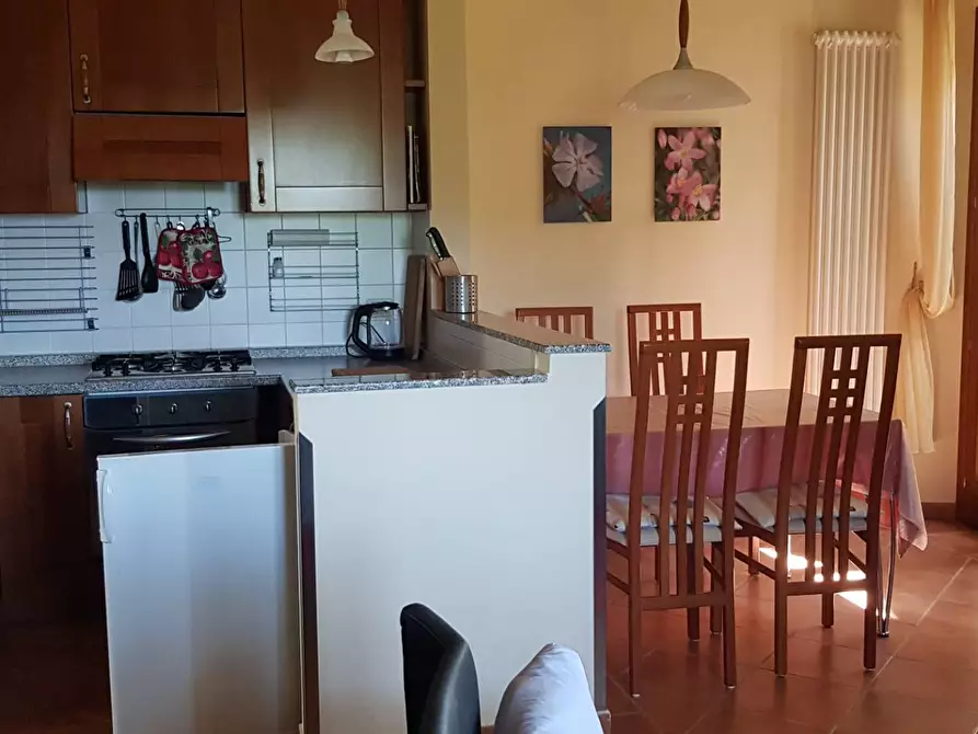 Immagine 7 di Villa in vendita  in Serrungarina a Colli Al Metauro