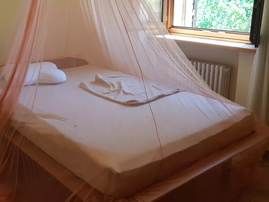 Immagine 13 di Villa in vendita  in Serrungarina a Colli Al Metauro