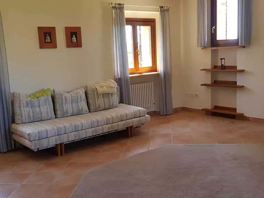 Immagine 14 di Villa in vendita  in Serrungarina a Colli Al Metauro