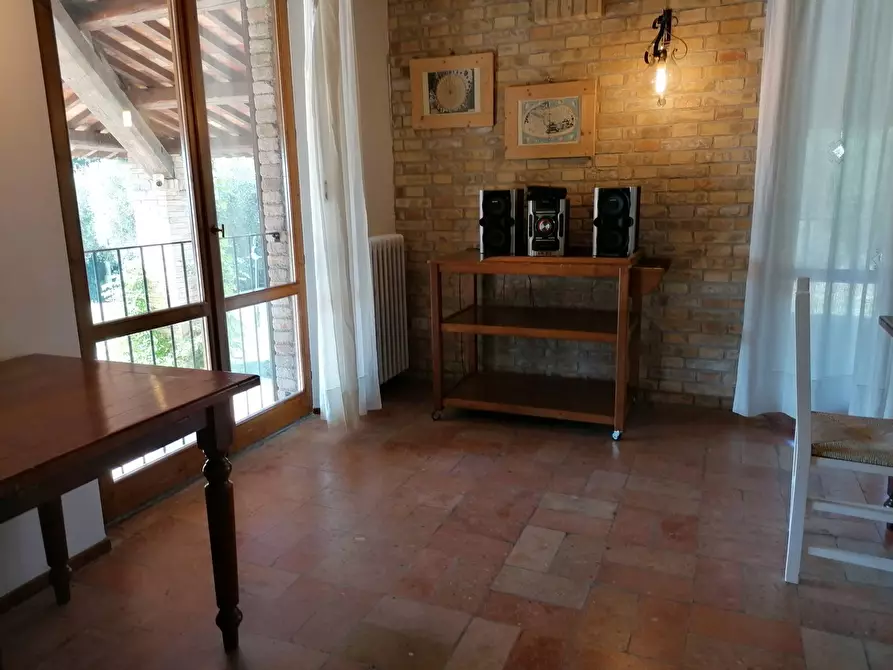 Immagine 9 di Villa in vendita  a San Costanzo