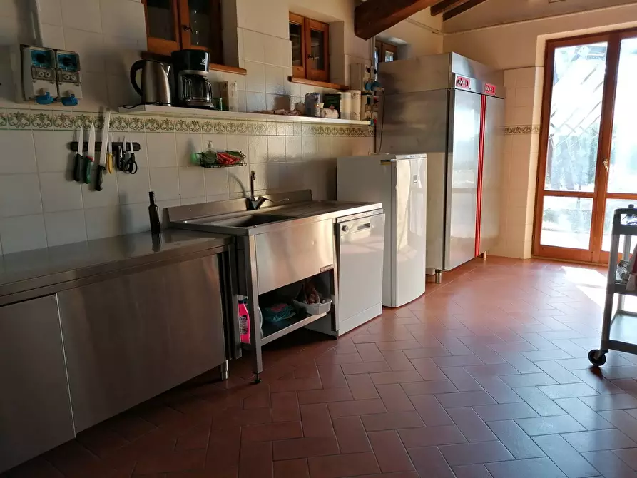 Immagine 17 di Villa in vendita  a San Costanzo