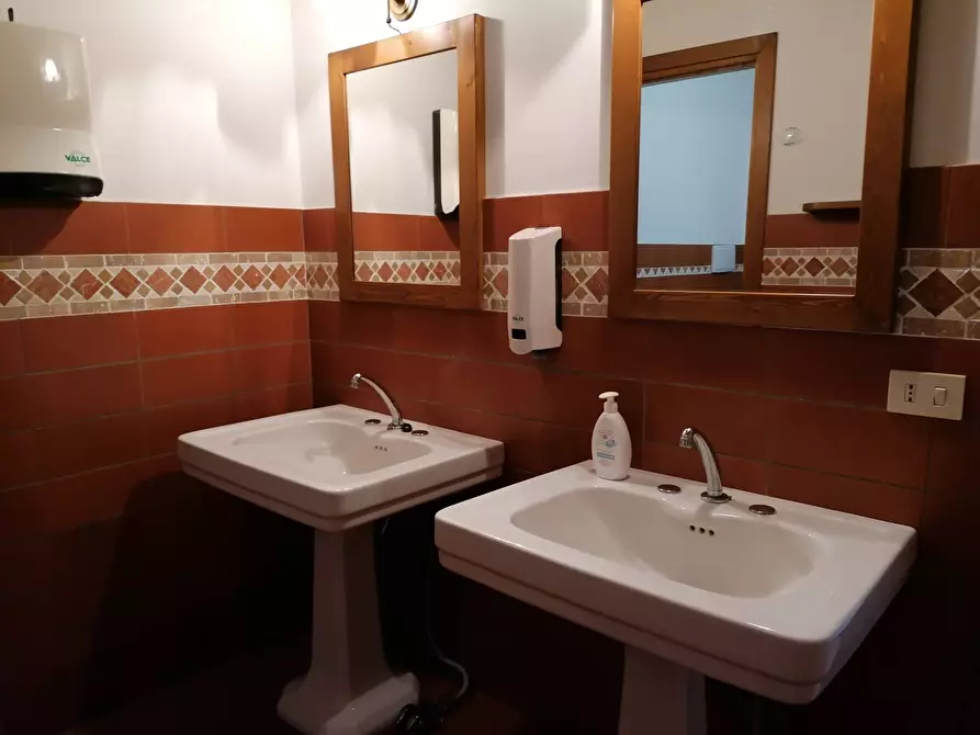 Immagine 19 di Villa in vendita  a San Costanzo