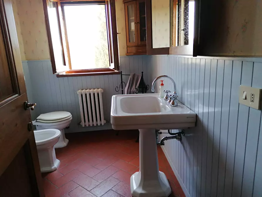 Immagine 27 di Villa in vendita  a San Costanzo