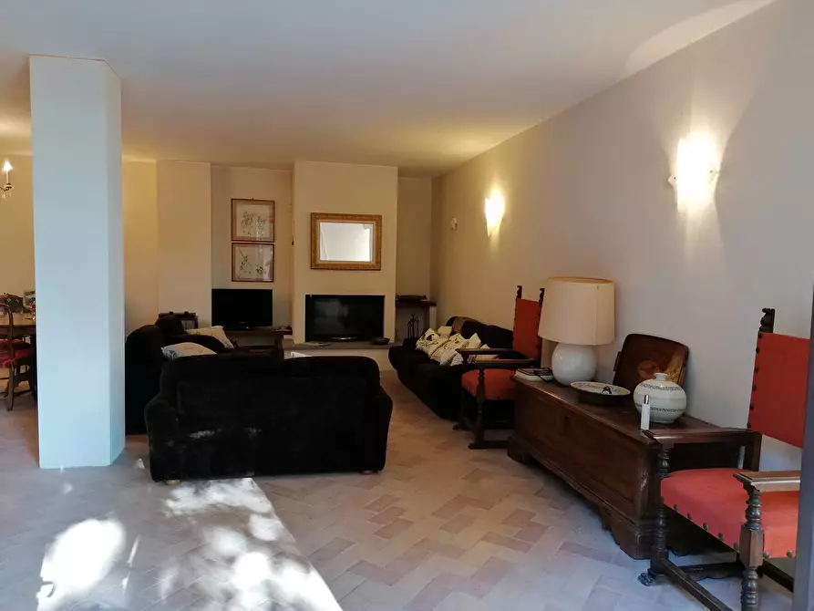 Immagine 5 di Villa in vendita  in Via san nicola a Cartoceto