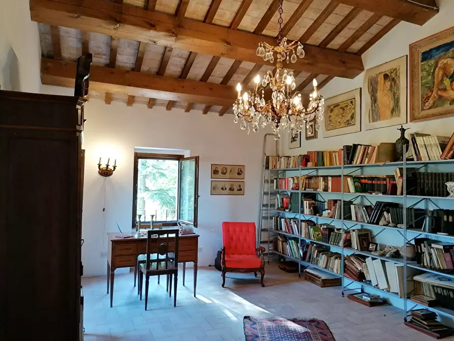 Immagine 19 di Villa in vendita  in Via san nicola a Cartoceto