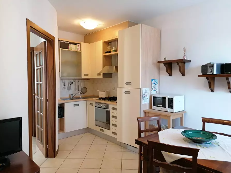 Immagine 4 di Appartamento in vendita  in Zona Ospedale a Fano