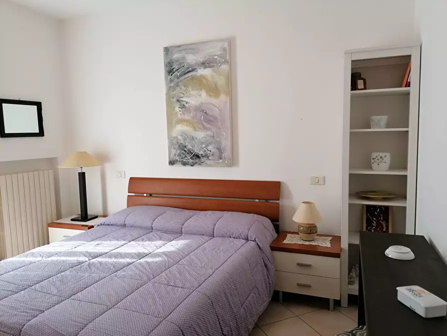 Immagine 10 di Appartamento in vendita  in Zona Ospedale a Fano