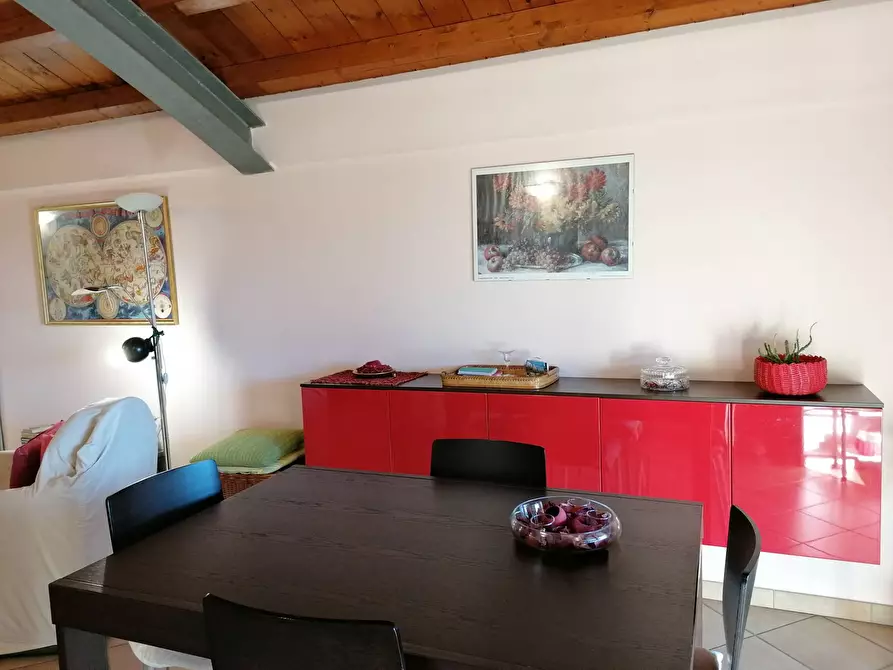 Immagine 3 di Appartamento in vendita  in Passeggi a Fano