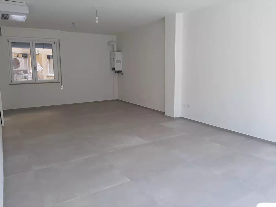 Immagine 2 di Appartamento in vendita  in Centro Storico a Fano