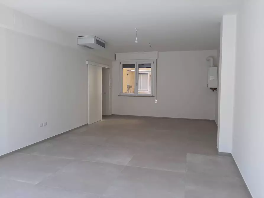 Immagine 3 di Appartamento in vendita  in Centro Storico a Fano