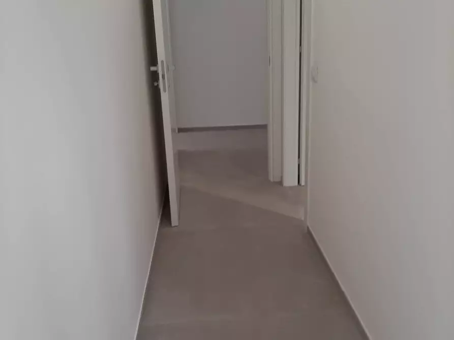 Immagine 4 di Appartamento in vendita  in Centro Storico a Fano