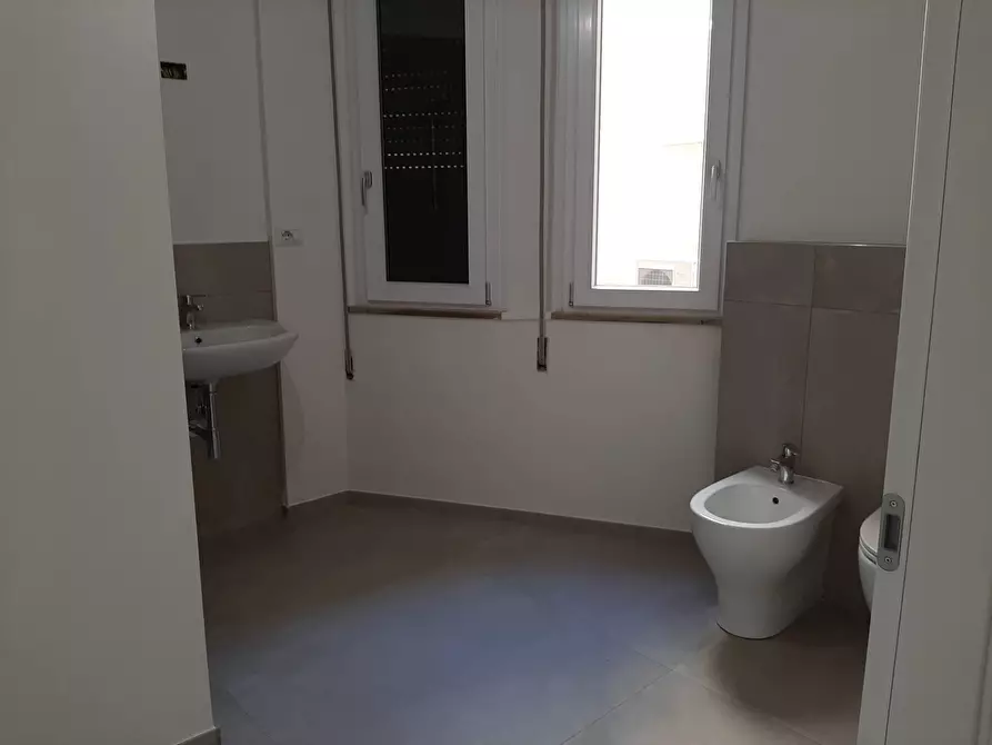 Immagine 9 di Appartamento in vendita  in Centro Storico a Fano