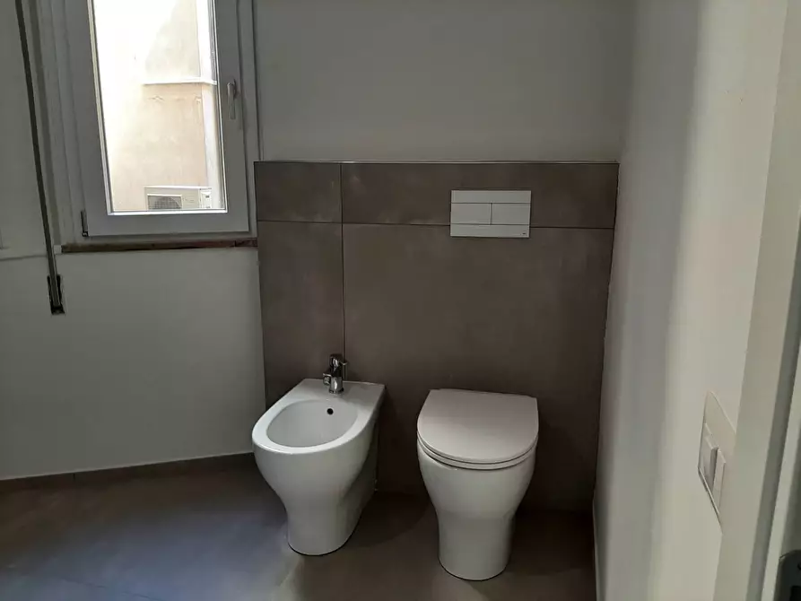 Immagine 11 di Appartamento in vendita  in Centro Storico a Fano