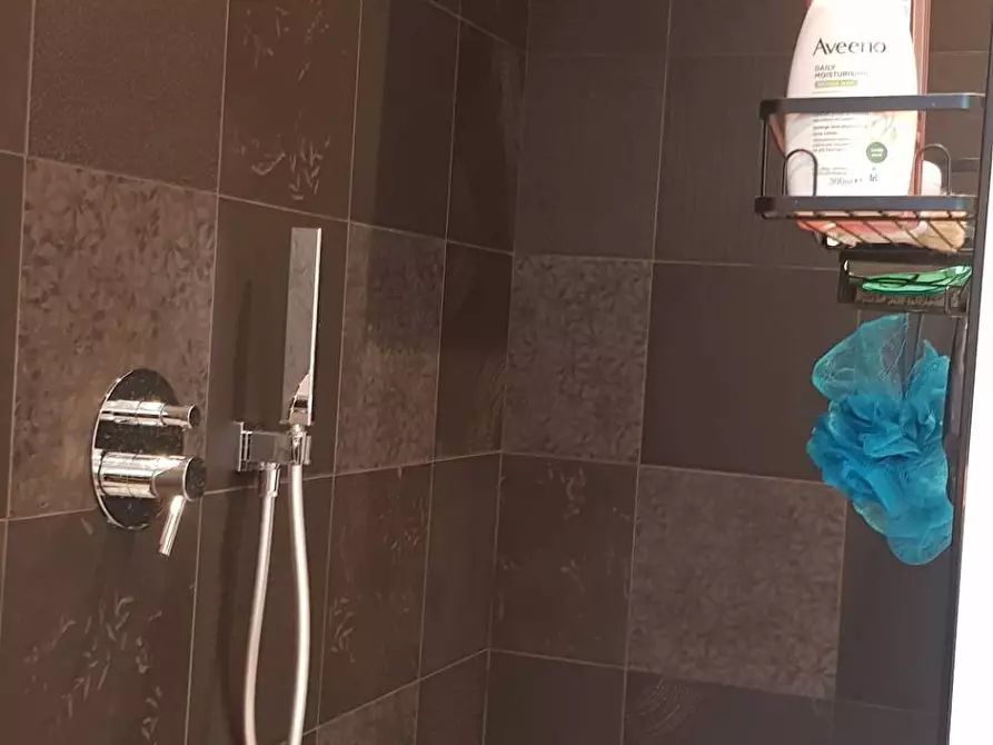 Immagine 27 di Appartamento in vendita  in Paleotta bassa a Fano