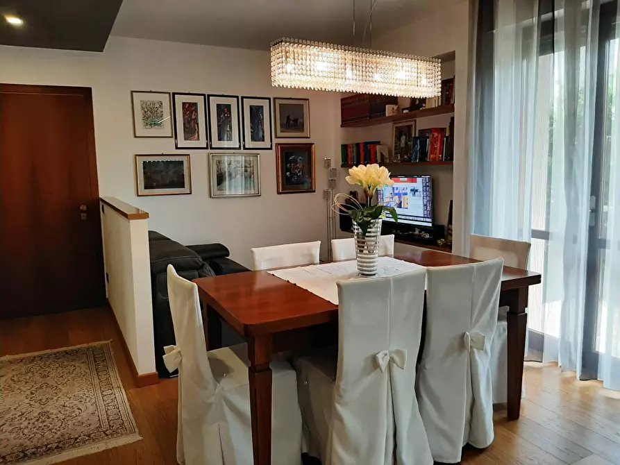 Immagine 1 di Appartamento in vendita  in Rosciano a Fano