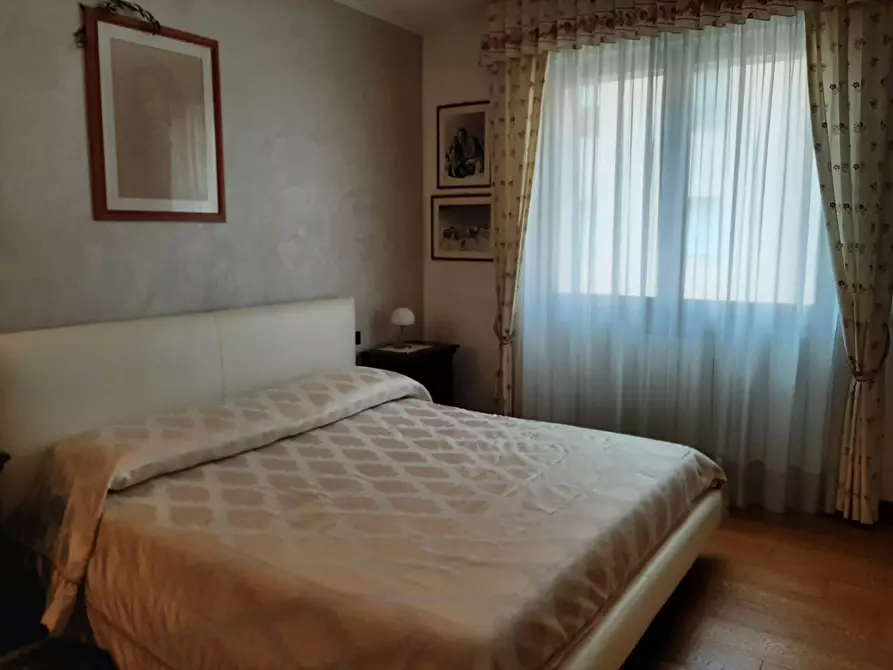 Immagine 12 di Appartamento in vendita  in Rosciano a Fano