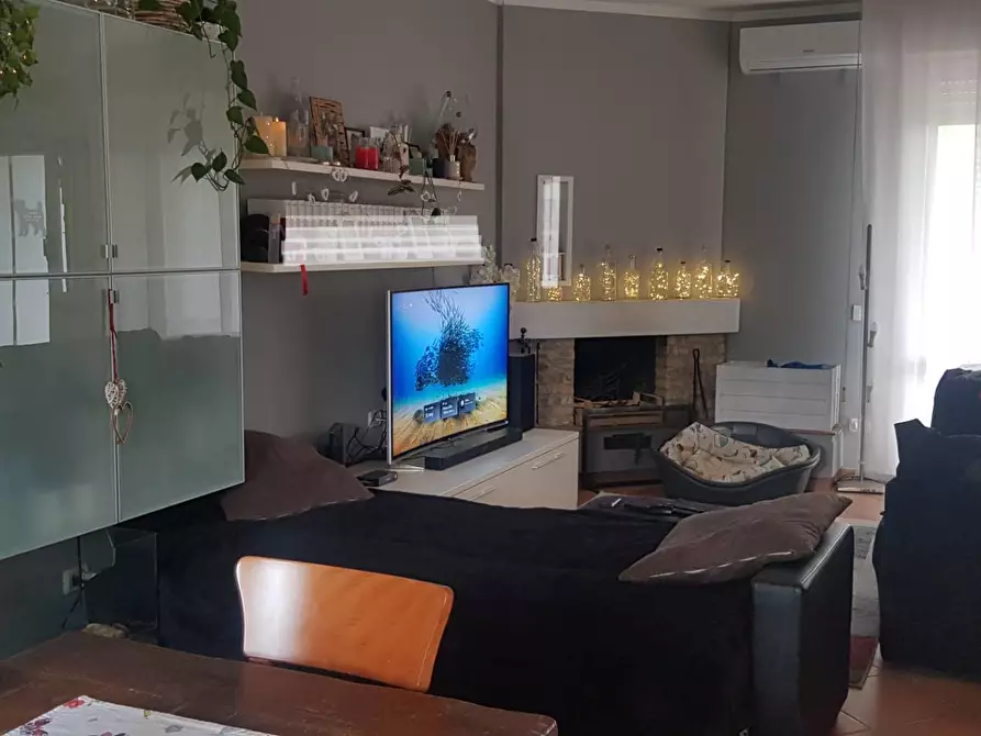 Immagine 7 di Villetta a schiera in vendita  in Fenile a Fano