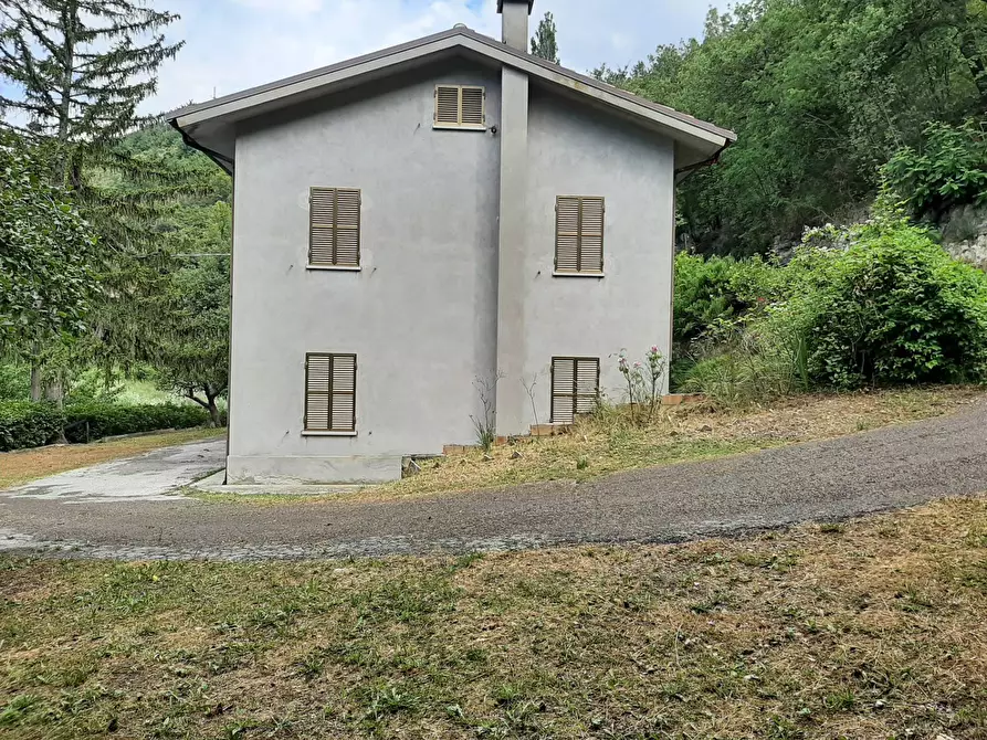 Immagine 2 di Rustico / casale in vendita  in Fontecorniale a Montefelcino