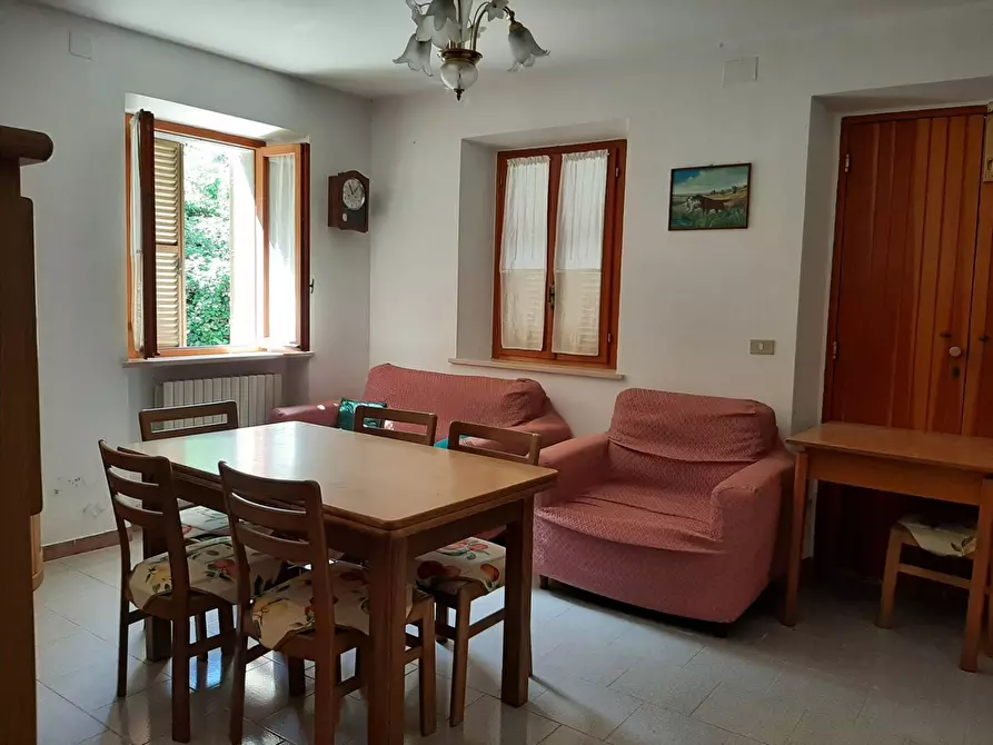 Immagine 5 di Rustico / casale in vendita  in Fontecorniale a Montefelcino