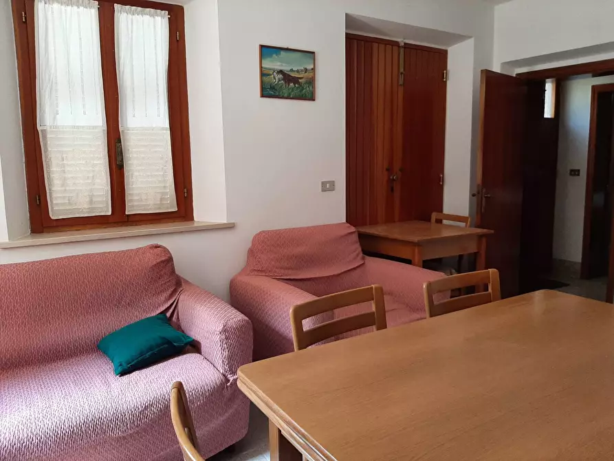 Immagine 6 di Rustico / casale in vendita  in Fontecorniale a Montefelcino