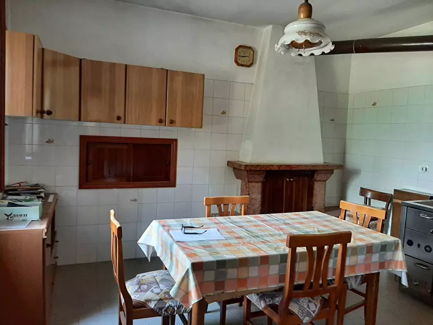 Immagine 7 di Rustico / casale in vendita  in Fontecorniale a Montefelcino