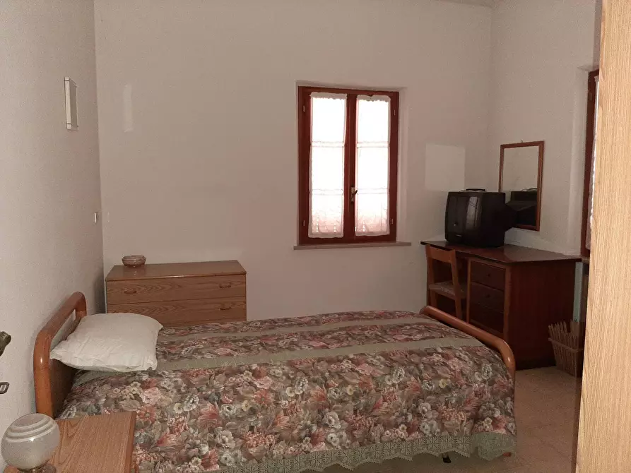 Immagine 19 di Rustico / casale in vendita  in Fontecorniale a Montefelcino