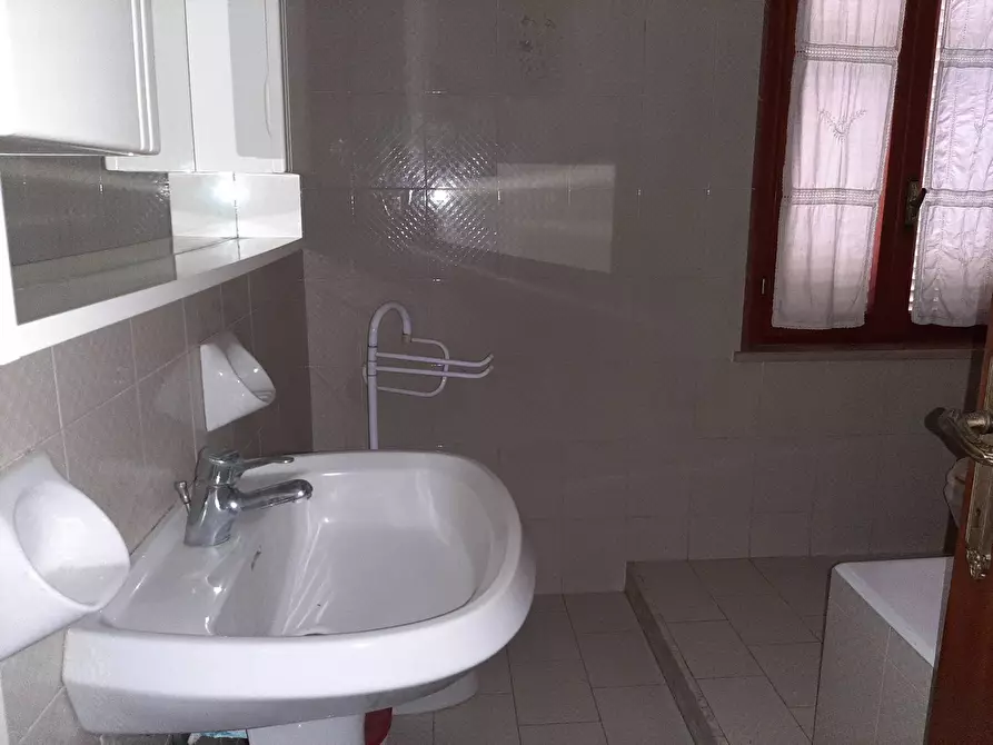 Immagine 20 di Rustico / casale in vendita  in Fontecorniale a Montefelcino