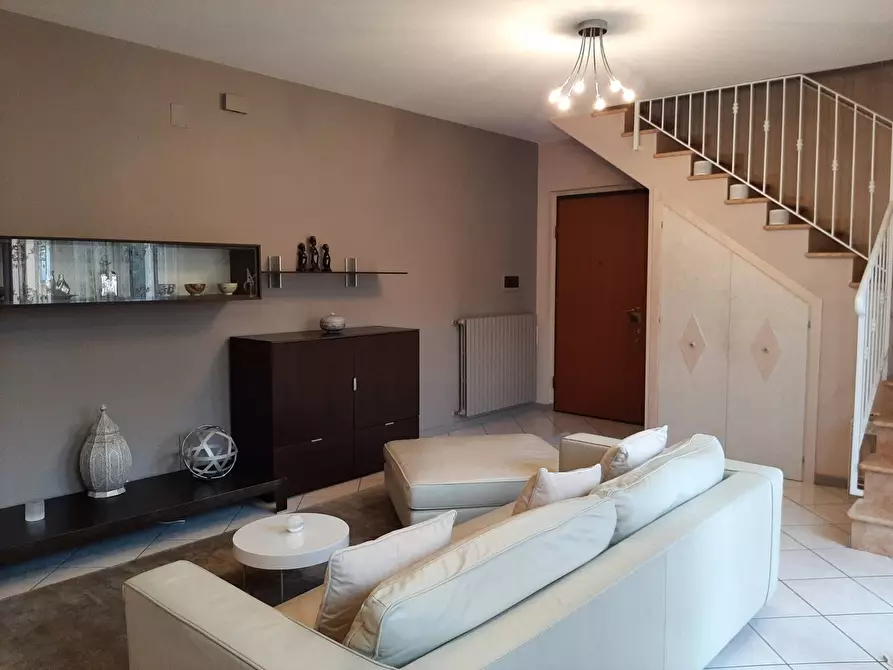 Immagine 5 di Appartamento in vendita  in Fenile a Fano