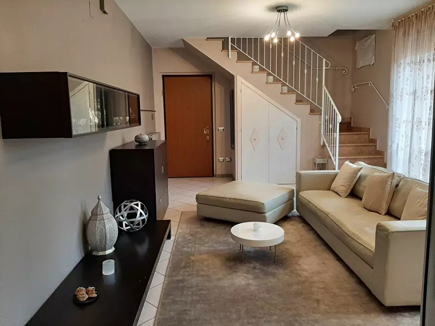 Immagine 8 di Appartamento in vendita  in Fenile a Fano