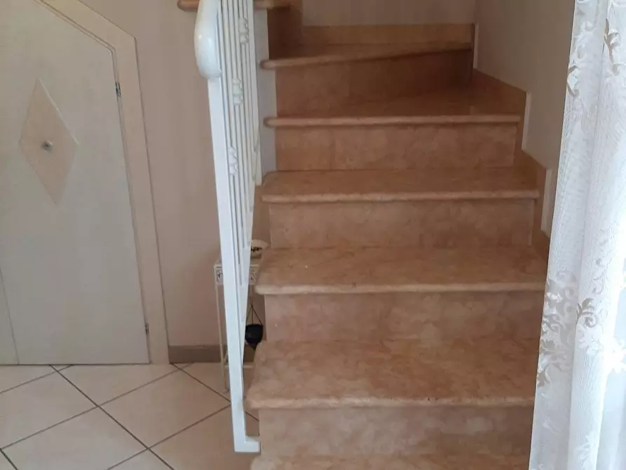 Immagine 15 di Appartamento in vendita  in Fenile a Fano