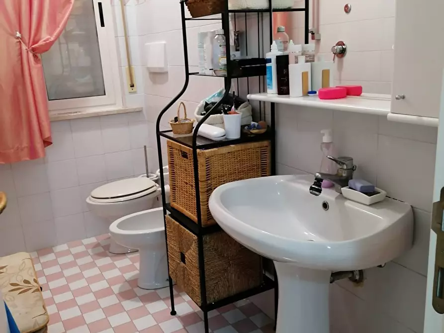 Immagine 21 di Appartamento in vendita  in S.Orso a Fano