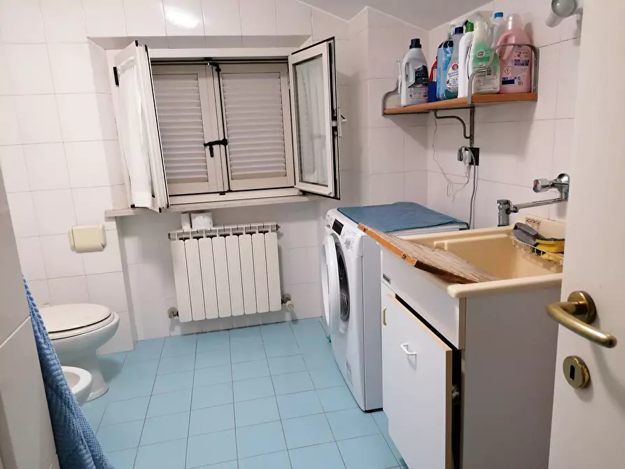 Immagine 27 di Appartamento in vendita  in S.Orso a Fano