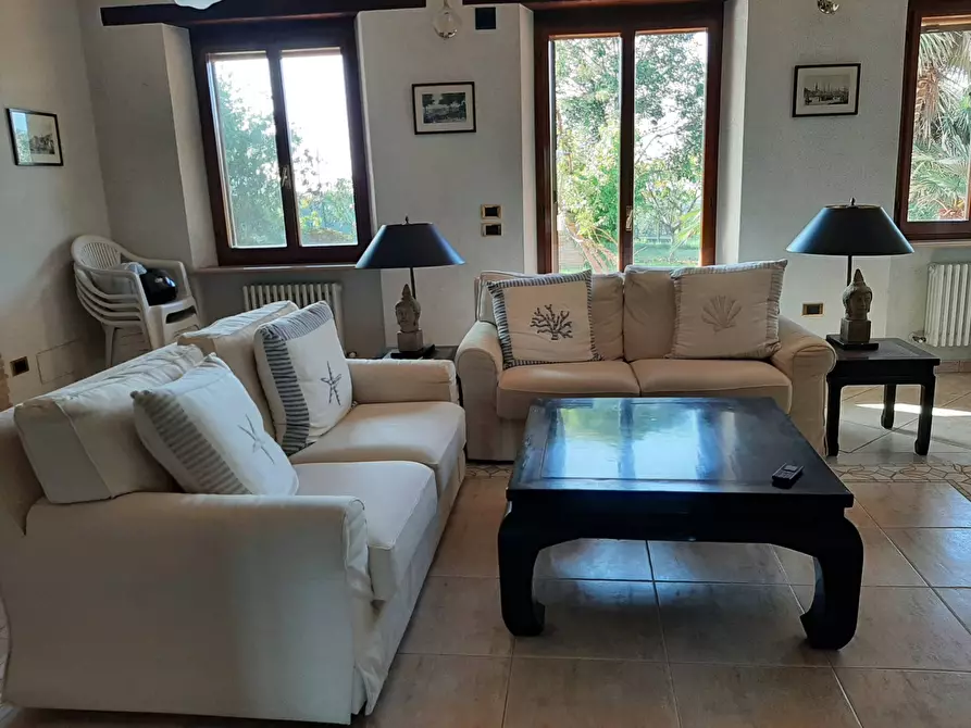 Immagine 12 di Casa semindipendente in vendita  in Carignano a Fano