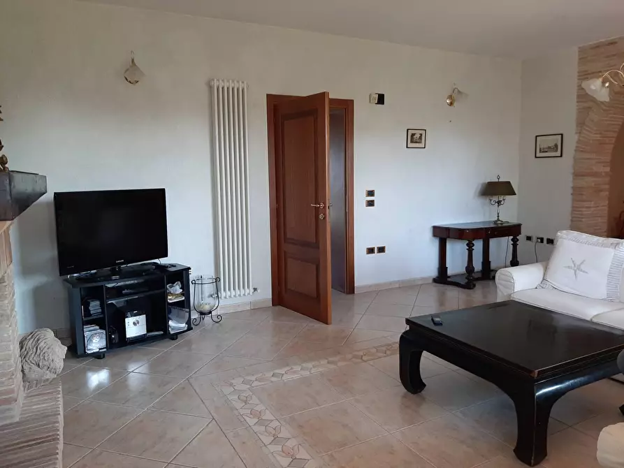 Immagine 15 di Casa semindipendente in vendita  in Carignano a Fano