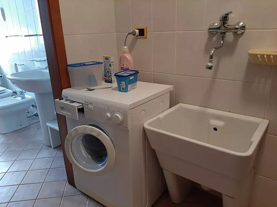 Immagine 22 di Casa semindipendente in vendita  in Carignano a Fano