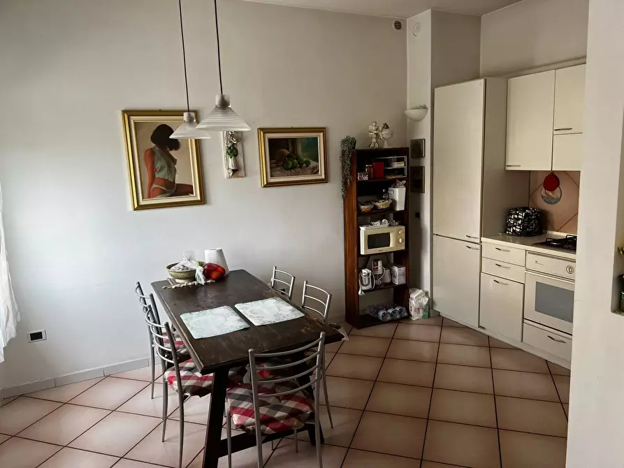 Immagine 3 di Casa indipendente in vendita  in Zona Coop/Passeggi a Fano