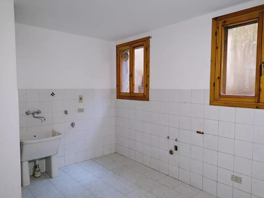 Immagine 22 di Appartamento in vendita  in Flaminio a Fano