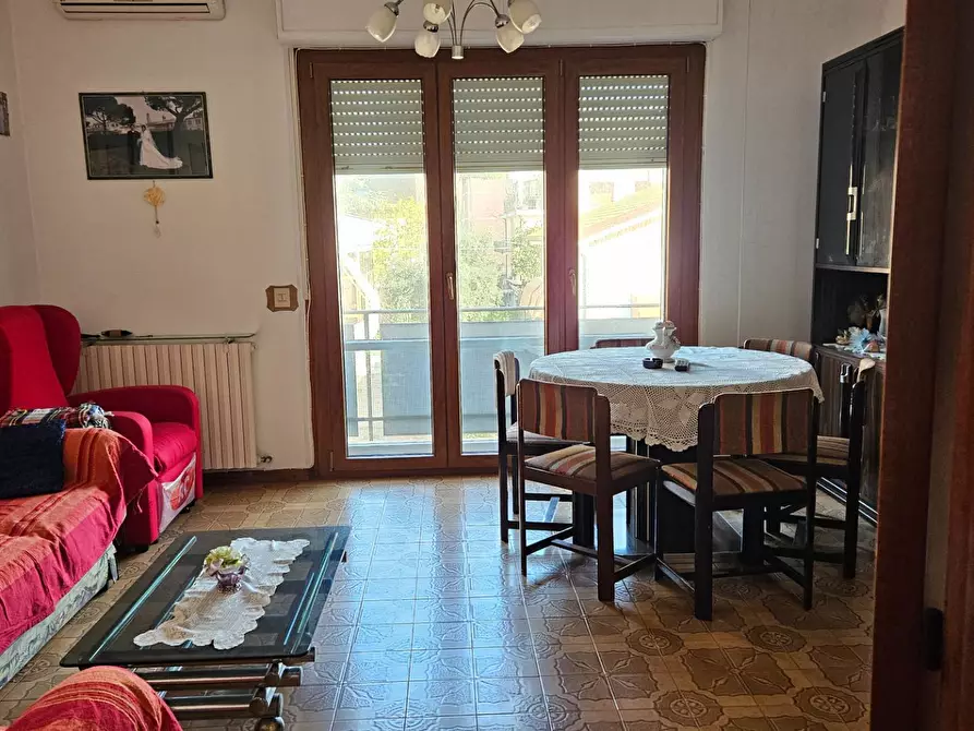 Immagine 2 di Appartamento in vendita  in Via Parini, 14 a Fano