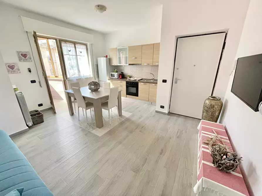 Immagine 3 di Appartamento in vendita  in Largo Nasso a Palermo